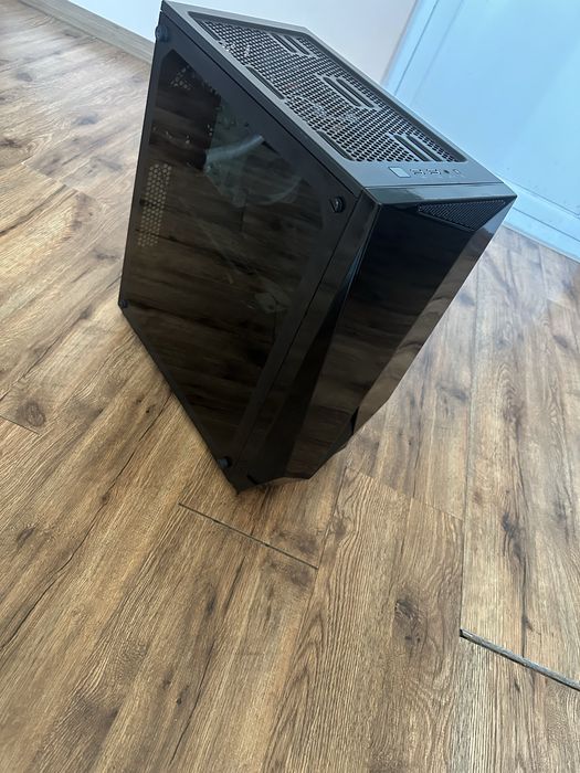 Бюджетен геймърски компютър | Xeon E5-1650 v2 6/12 | RX 580 | 16GB RAM | SSD