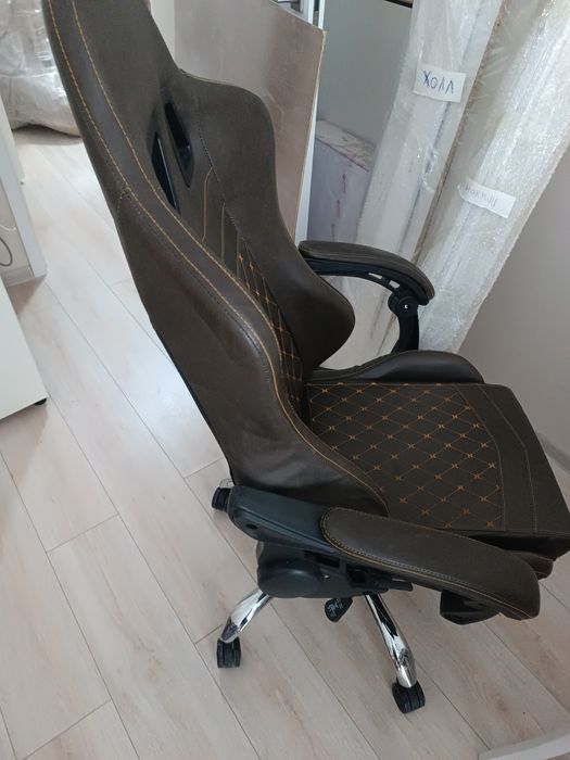 Компьютерное кресло