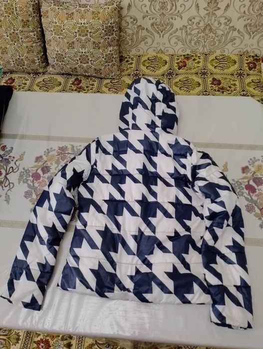 Женский куртка б/у