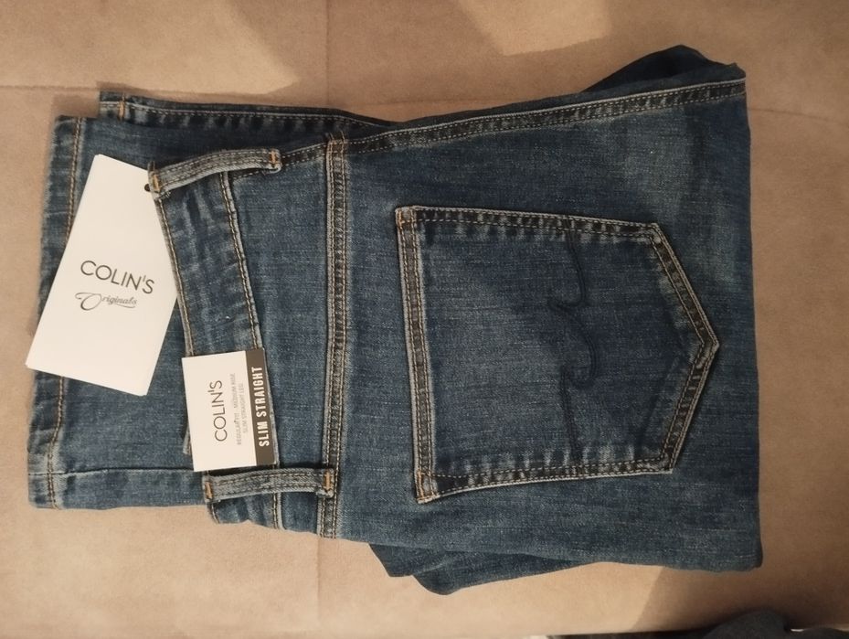 Продам джинсы женские