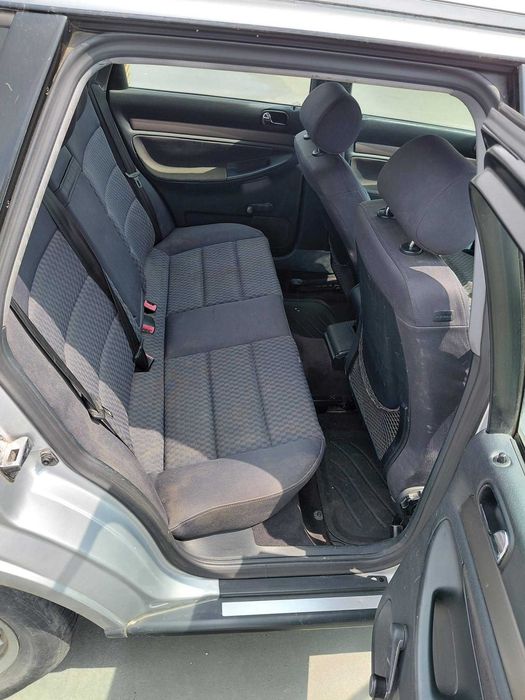 AUDI A4 2000 — imagine 4