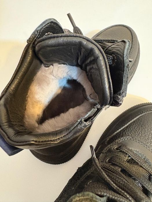 Продам ботинки на мальчика