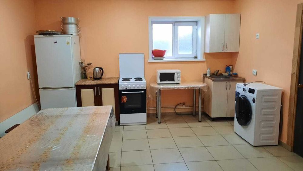 2-х этажный домик недалеко от центра