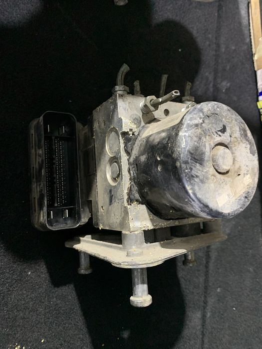 Запчасти на мерседес гибрид