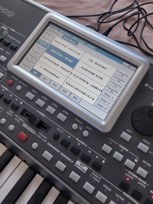 Продам KORG pa900