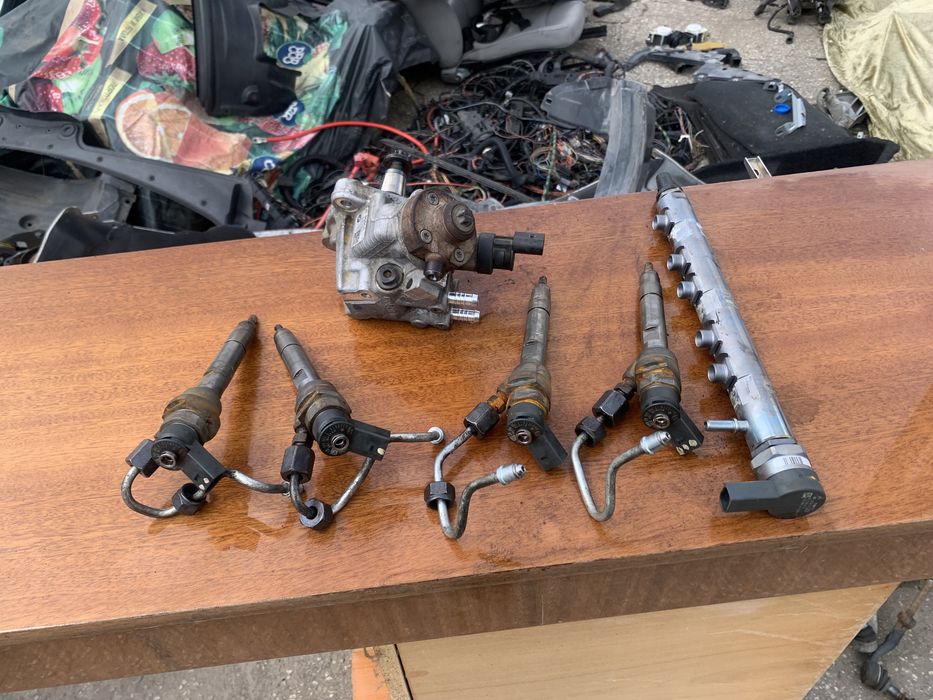 Помпа , дюзи и рейл с датчици BMW n47d20a 143/177коня