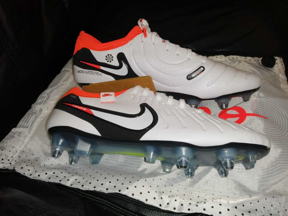 Бутонки Nike Tiempo