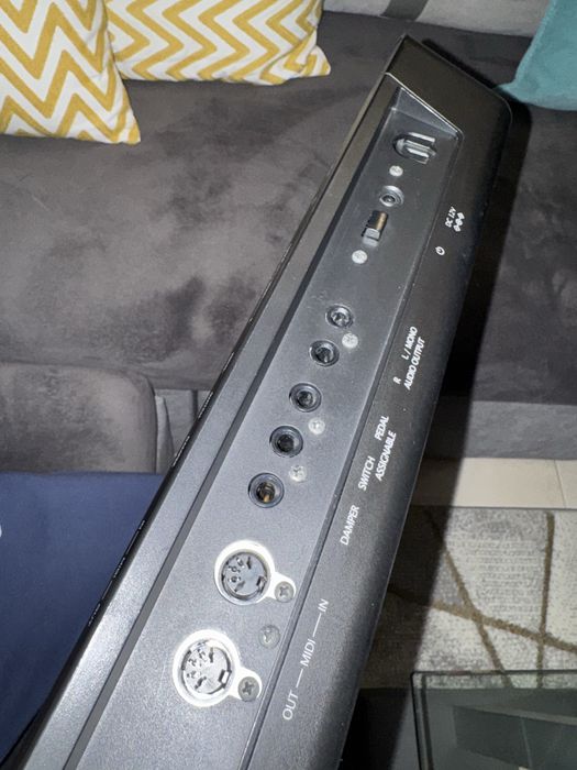 Korg Krome  - ЗАПАЗЕН, SET