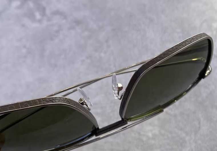 Солнцезащитные очки SF