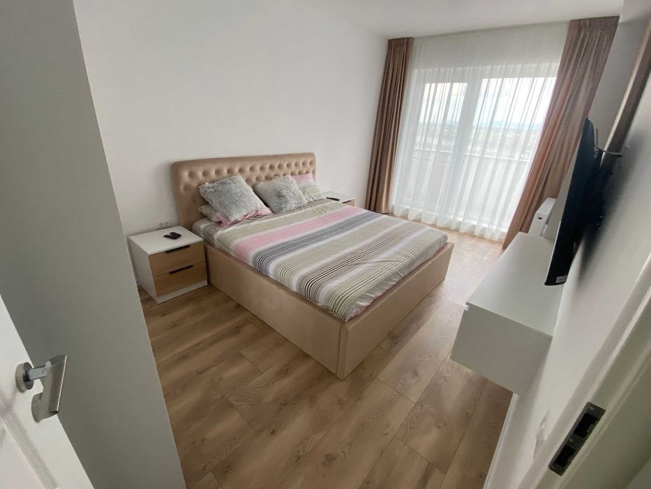Apartament cu 3 camere