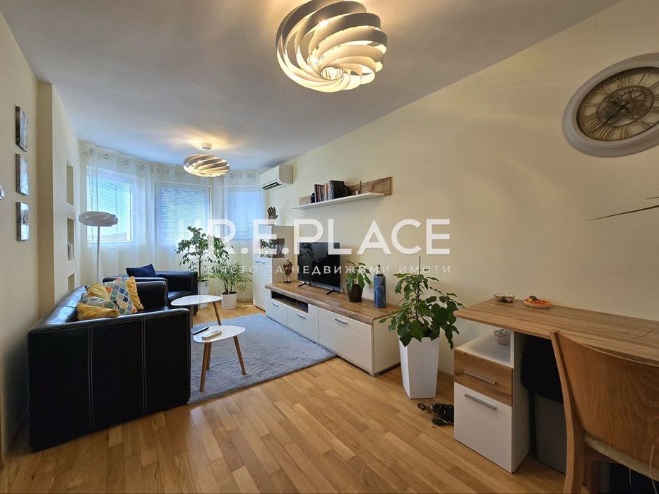 Продава се Двустаен апартамент в Варна, Победа - 66 кв.м за 2349 €/кв.м - Снимка #2