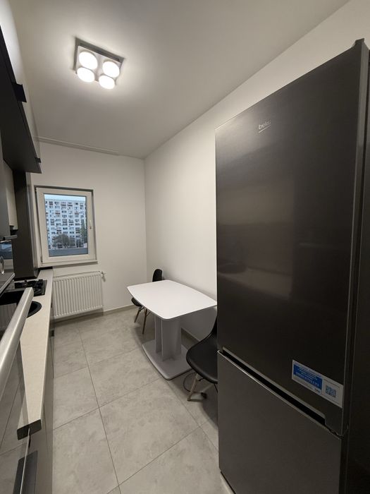 Inchiriez apartament 2 camere, sector 4