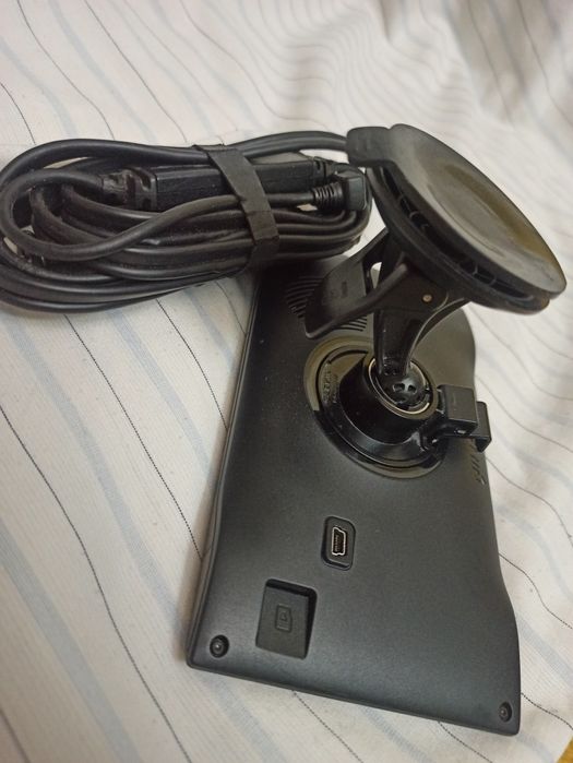 Навигация Garmin nüvi 68 за цяла Европа 6,6"инча зарядно, стойка