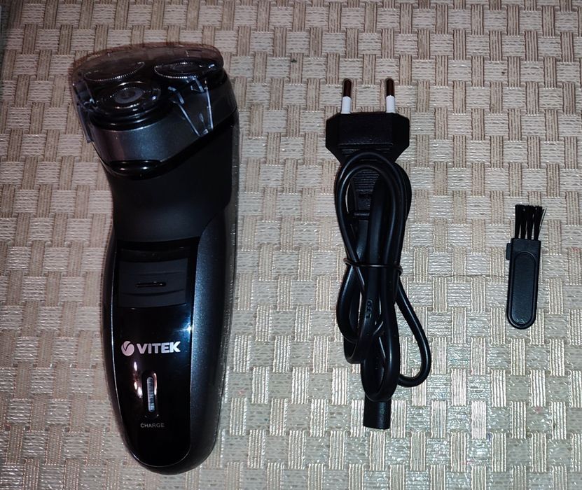 Электрическая бритва мужская