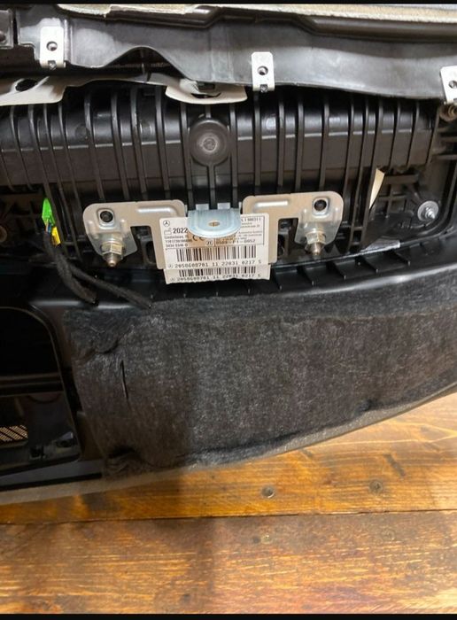 Plansa bord mercedes c klass W204 facelift