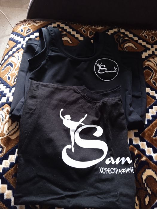 Продам футболку и форму