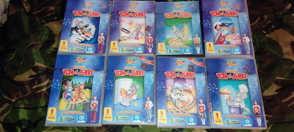 8 dvd desene animate tom si jerry