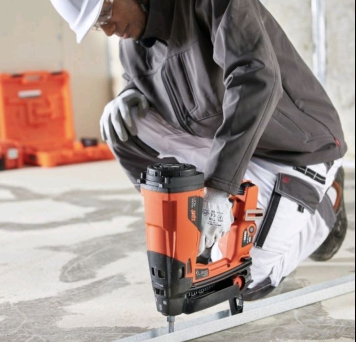 Пулса Спит р40+ Pulsa Spit 40E пистолет такер Бетон Метал Нов гаранция