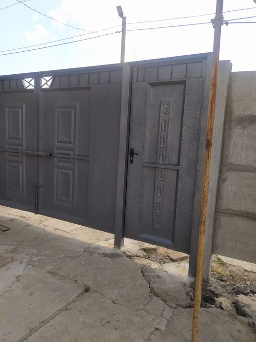 Продам полдома в  районе Химпоселка