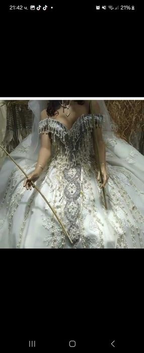 Булченски и официални рокли