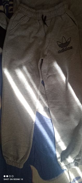 Vând trening Adidas Original