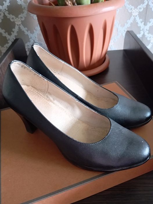 Туфли 39 размер хорошего качества