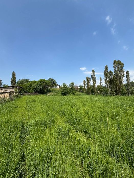 Участка сотилади