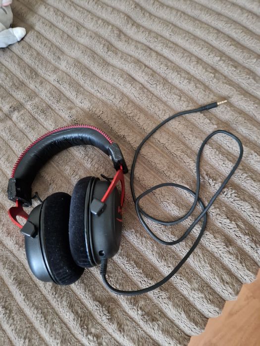 Продам наушники HyperX Cloud 2 RED