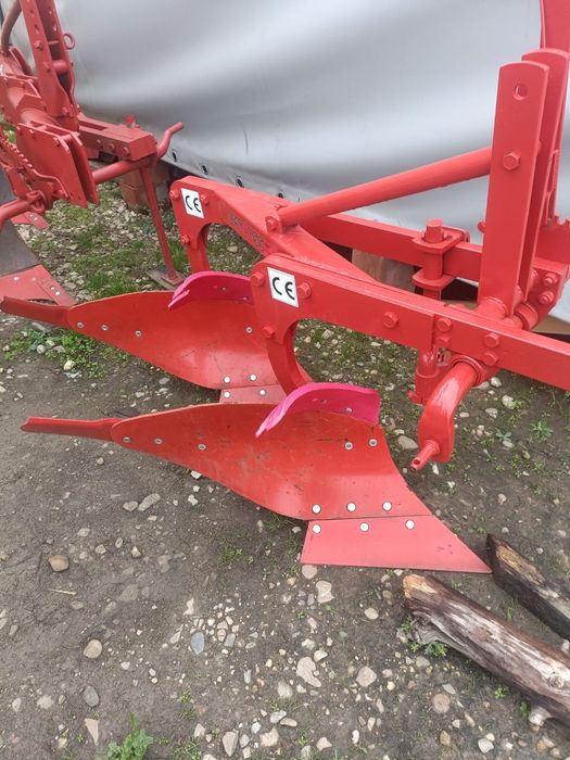 Pluguri 2 și 3 brazde