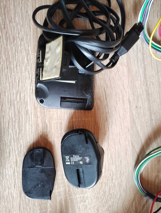 Parrot MKI9200 car handsfree system