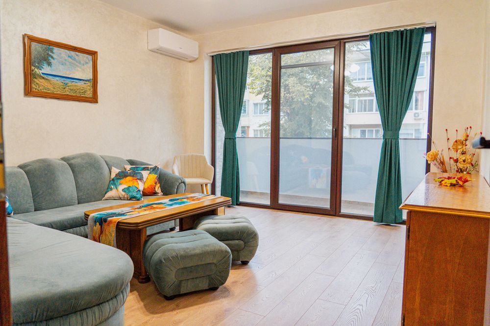 Дава се под наем Тристаен апартамент в Добрич, Център - 57 кв.м за 408 € - Снимка #12