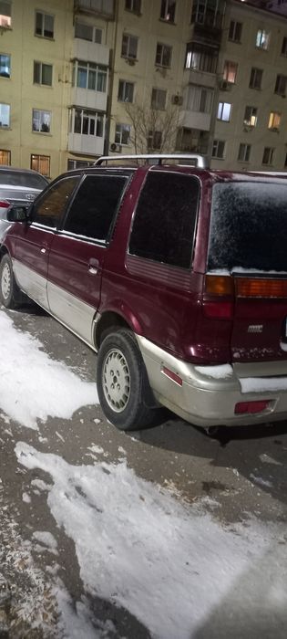 Продам Mitsubishi chariot