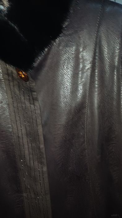 Женская верхняя одежда.