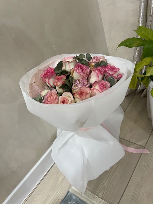 Цветы Роза  продается