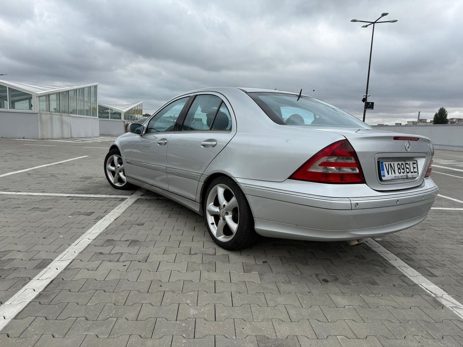 Mercedes Benz C200 Avantgarde