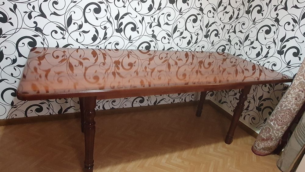 Большой стол . (б/у)