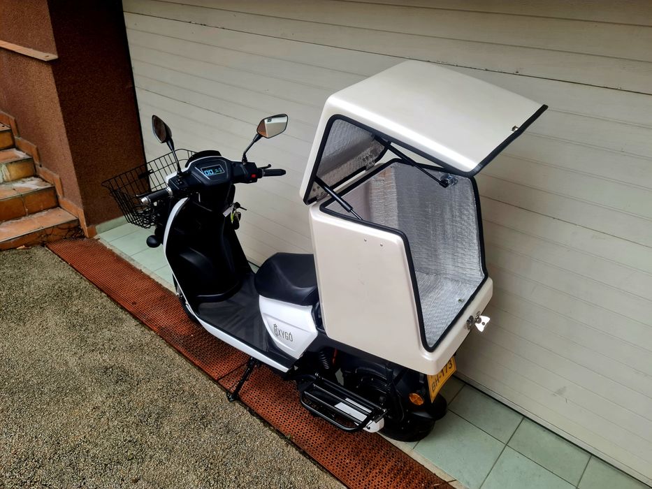 Vand/Schimb/Rate Scuter electric pentru livratori/cargo