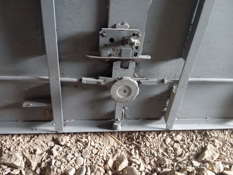 Temir eshik. Holati yaxshi