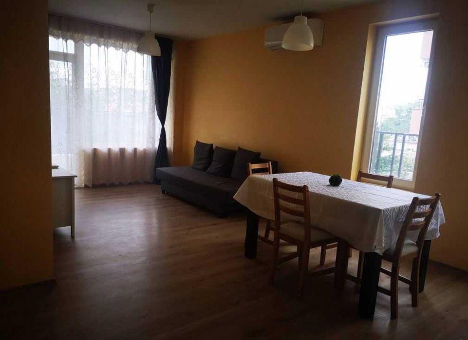 Дава се под наем Двустаен апартамент в Бургас, Меден рудник - зона А - 65 кв.м за 200 € - Снимка #3