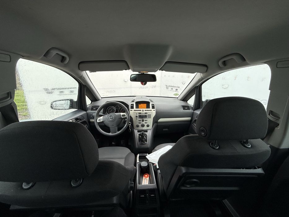 Vand  Opel Zafira 2008 1.8 benzina