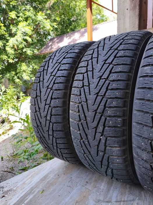 285 60 R18 Комплект 4шт. Nokian Шипы 2021 Год Шины