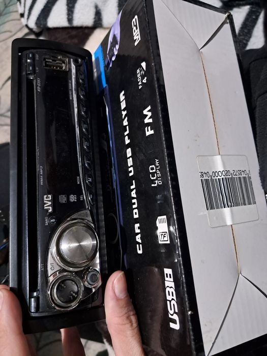 Сиди за кола JVC и AKAI