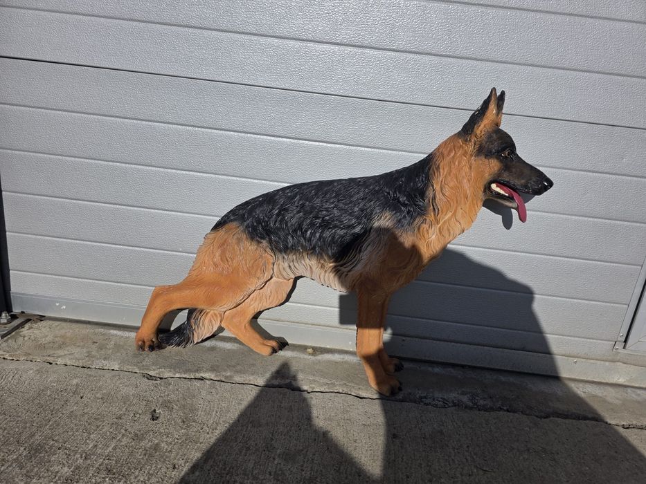 Ciobanesc germen figurina