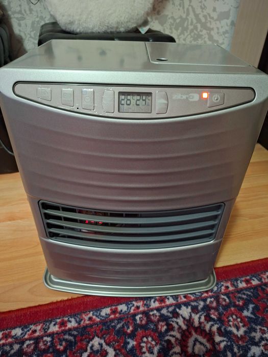 Vând soba/încălzitor pe parafina zibro LC-30