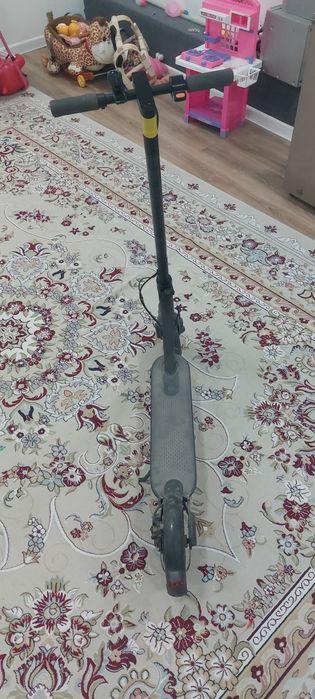 Электронной самокат