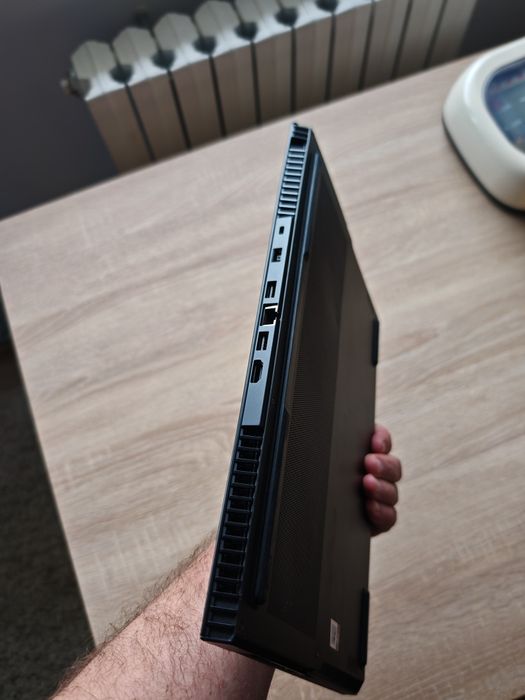 Lenovo Legion 7 rtx max 20270 super