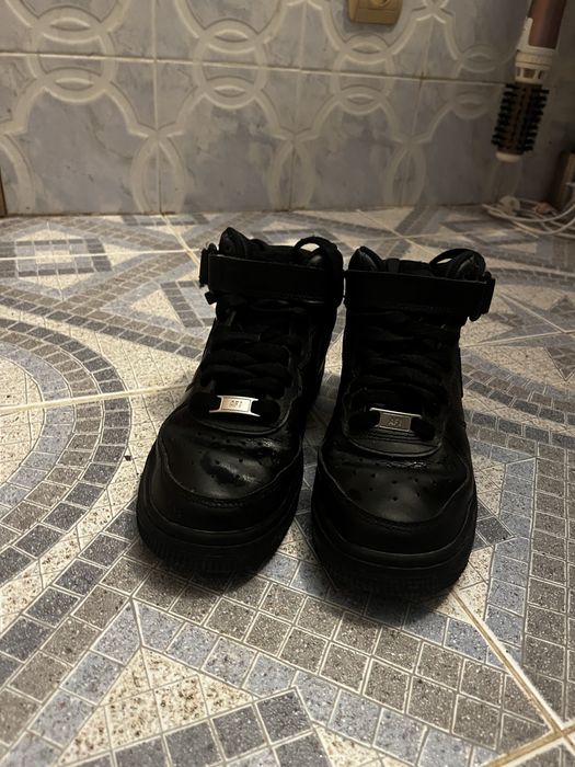 Air Force 1 Mid marimea 36 Negru