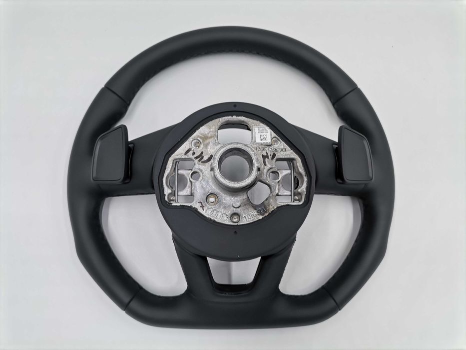 НОВ ОЕ Audi Черен Кожен Мулти Волан A1 GB A3 S3 8Y 82A419091AF