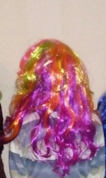 Rangli Parik Suniy  sochlar  искусственного волосы
Цветной Парик