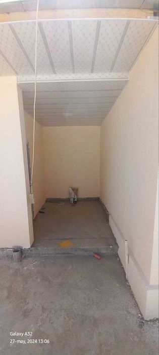 Уй 3 сотих 5 хона, Абдула Ортиков